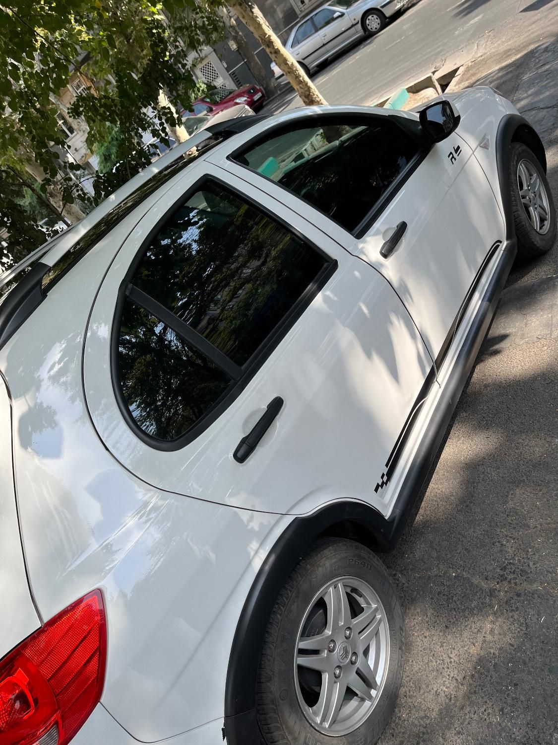 کوییک R دنده‌ای - 1400