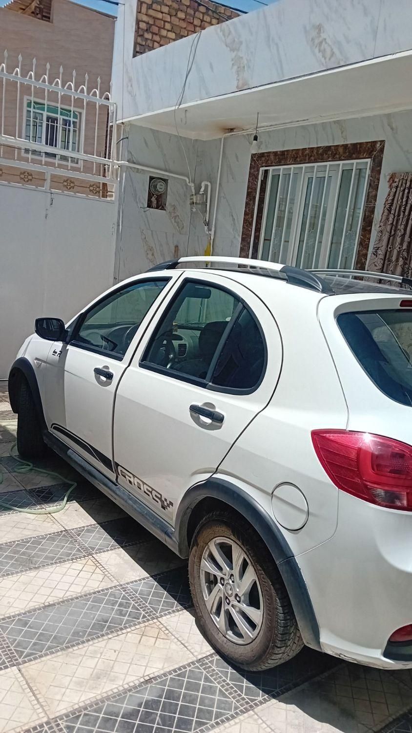 خودرو کوییک، R آگهی ann_19456790