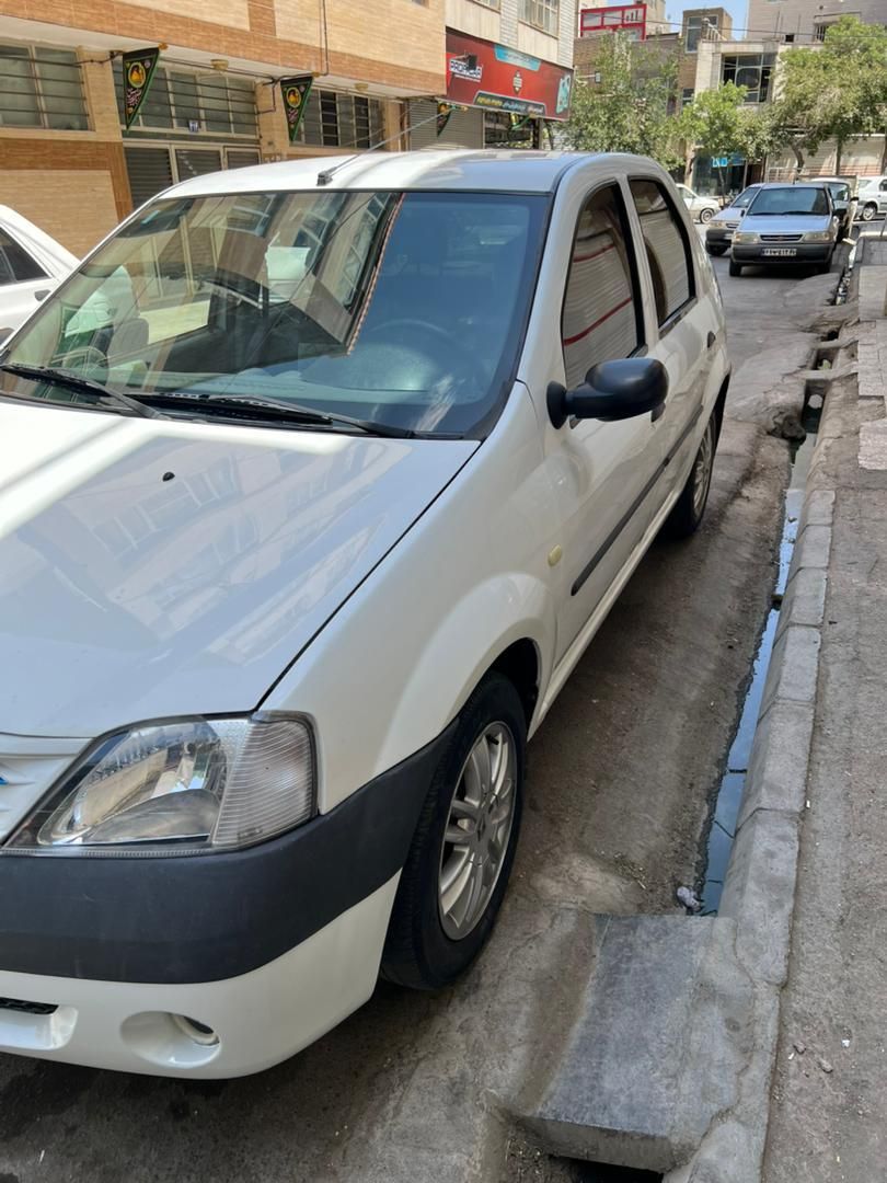 رنو تندر 90 پلاس دنده‌ای - 1395