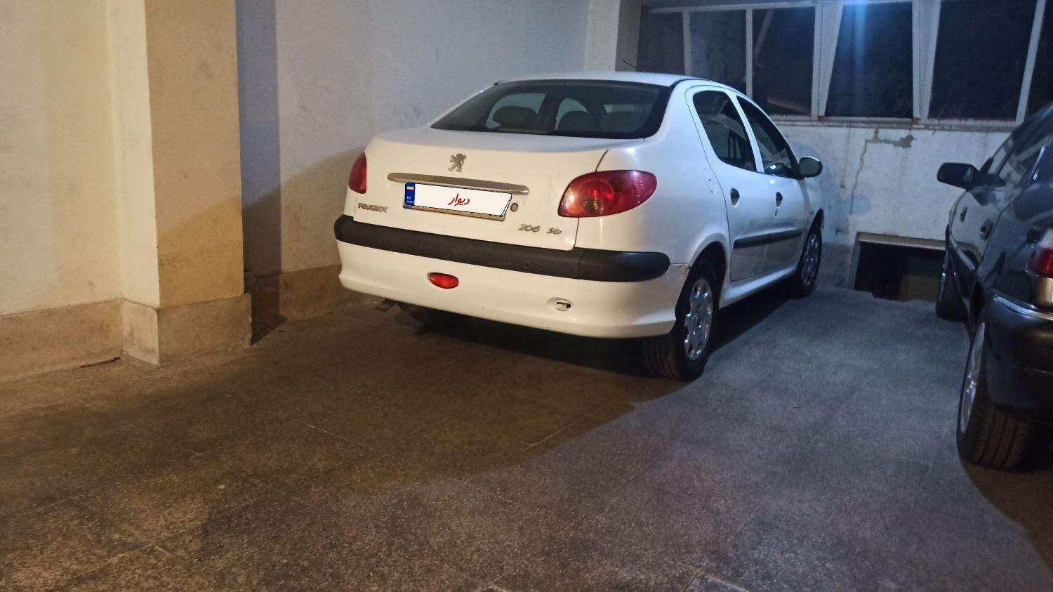 پژو ۲۰۶ صندوق دار v8 - 1395