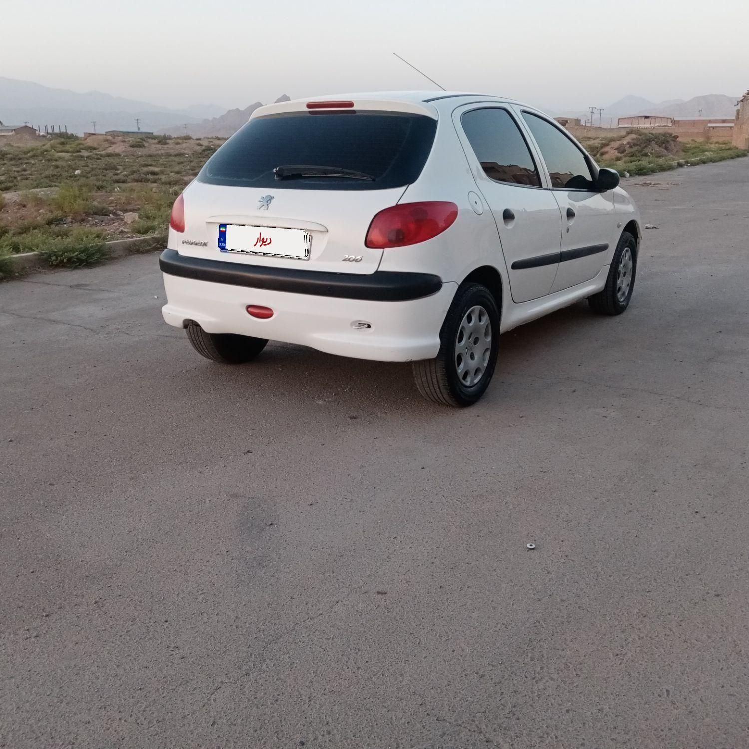 پژو 206 تیپ 2 - 1396