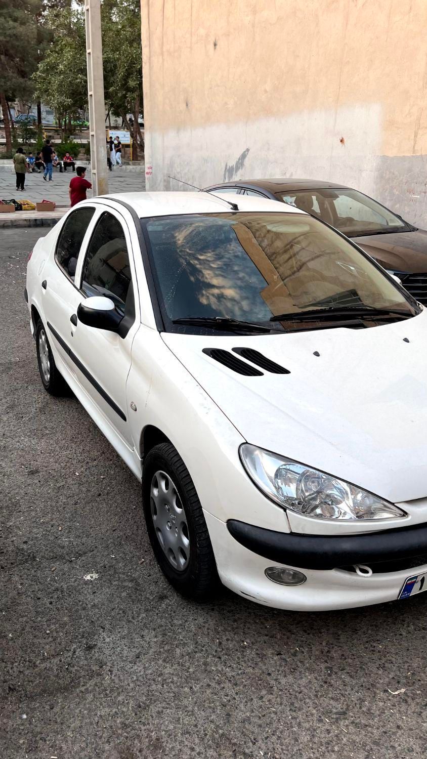 پژو ۲۰۶ صندوق دار v8 - 1397