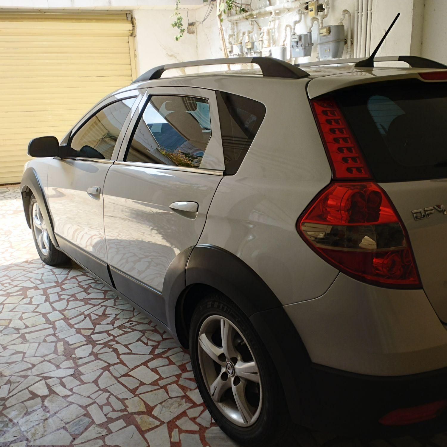 دانگ فنگ H30 کراس اتوماتیک - 1396