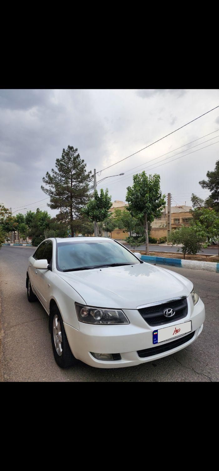 هیوندای سوناتا دنده‌ای NF 2400 - 2008