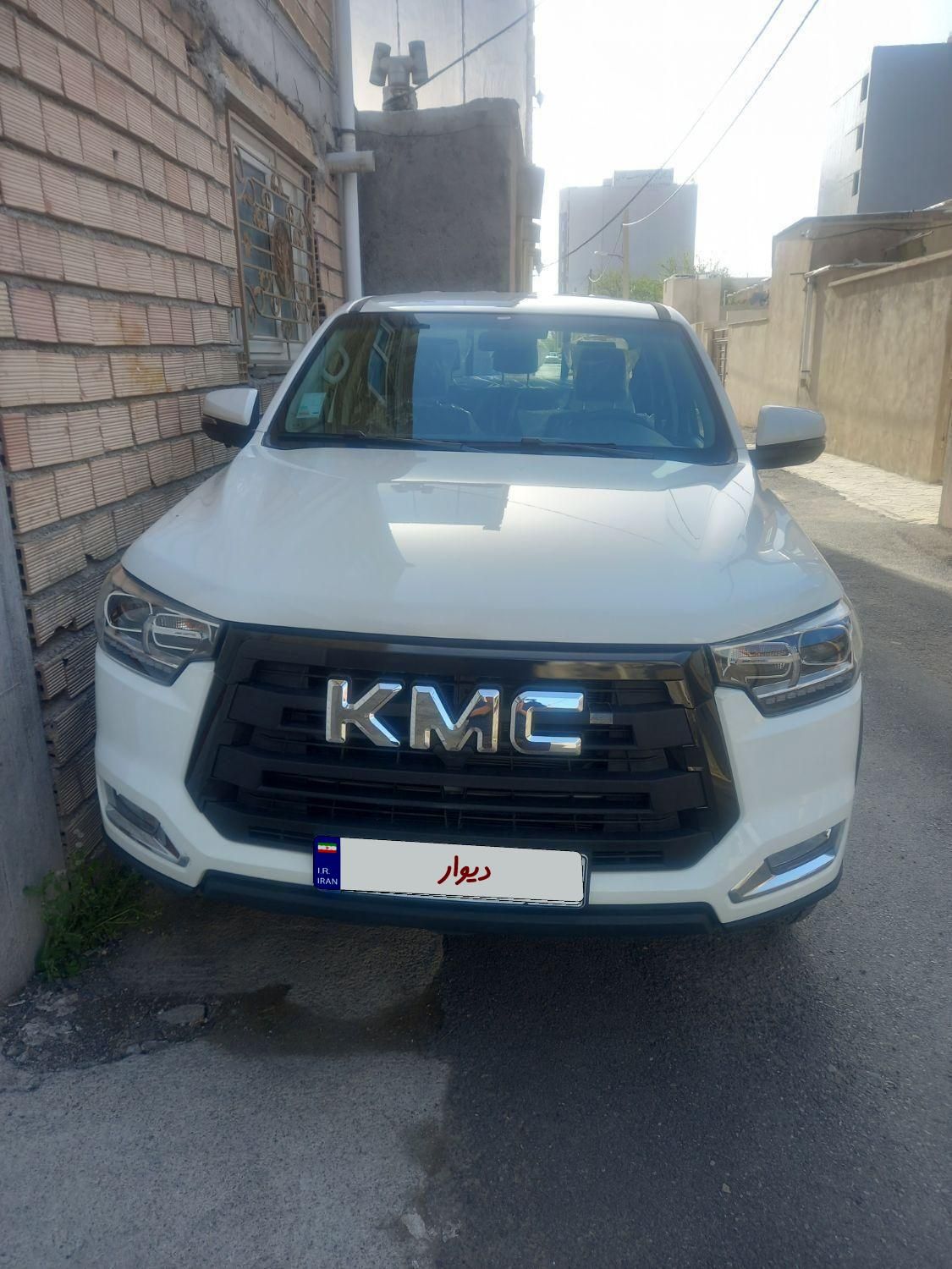 خودرو کی ام سی، T8 آگهی ann_19457554