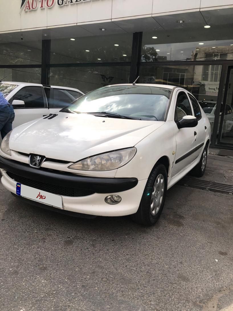 پژو ۲۰۶ صندوق دار v8 - 1392