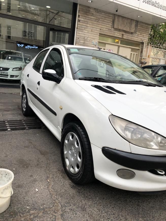 پژو ۲۰۶ صندوق دار v8 - 1392