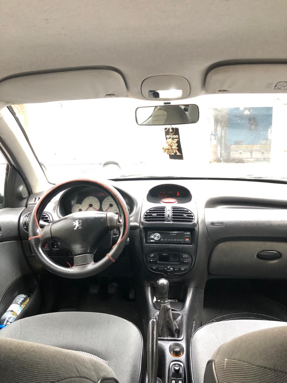 پژو ۲۰۶ صندوق دار v8 - 1392