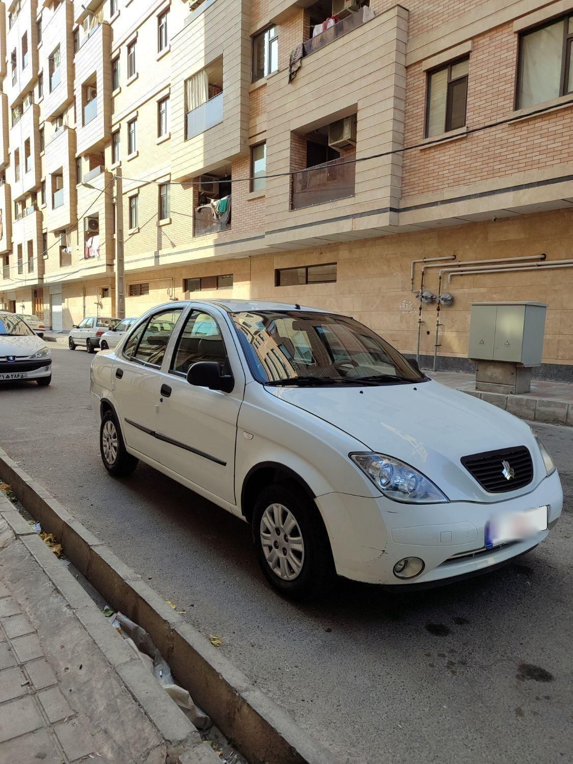 تیبا صندوق دار SX - 1399