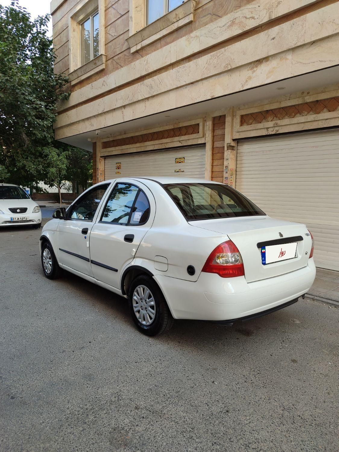 تیبا صندوق دار SX - 1399