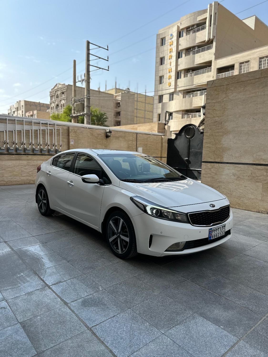 کیا سراتو 2.0 لیتر اتوماتیک GT لاین - 2017