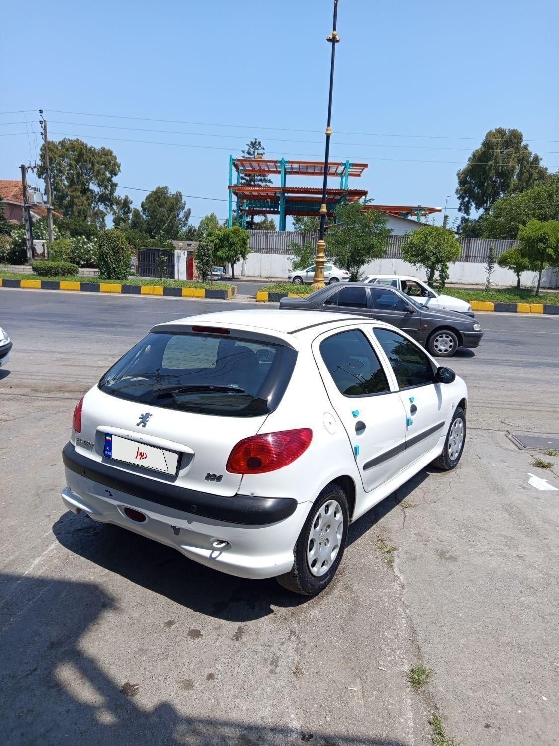 پژو 206 تیپ 2 - 1393