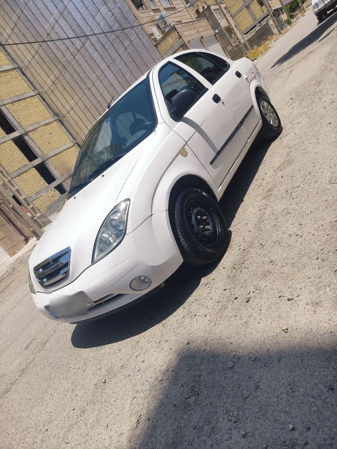 تیبا صندوق دار SX - 1399