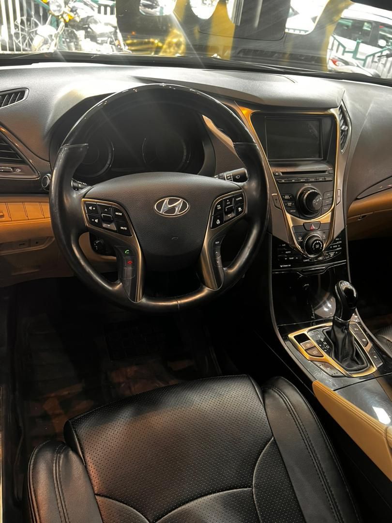 هیوندای آزرا (گرنجور) 3300cc - 2014