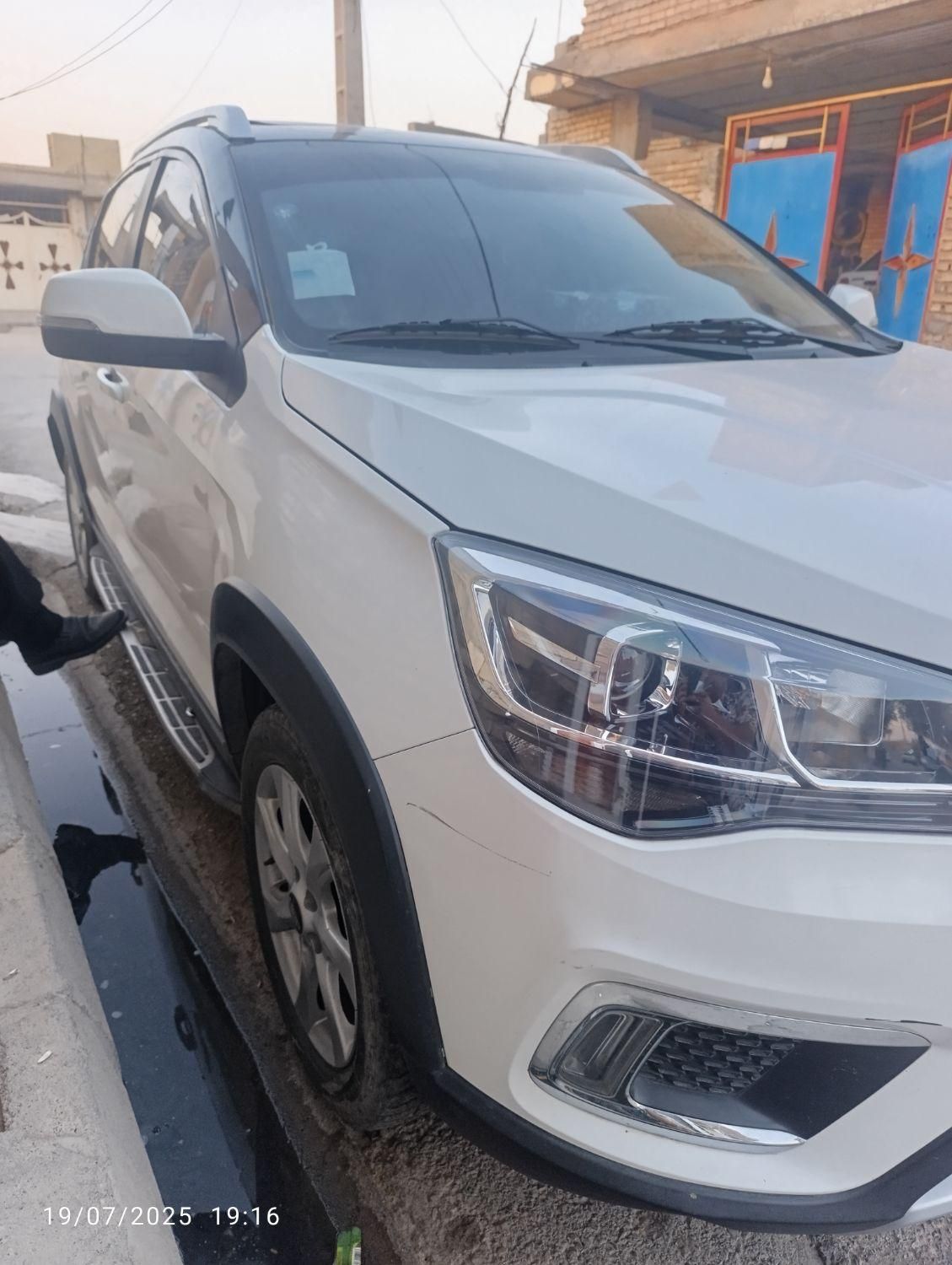 ام وی ام X22 دنده‌ای لاکچری - 1399