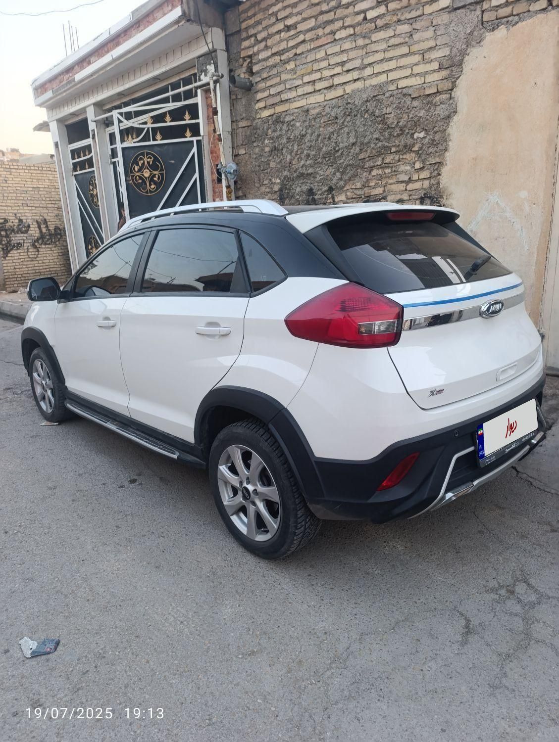 ام وی ام X22 دنده‌ای لاکچری - 1399