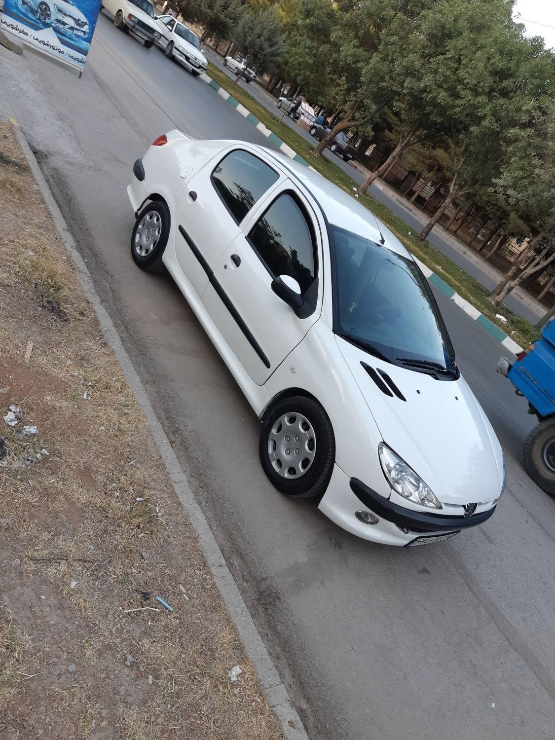 پژو ۲۰۶ صندوق دار v1 - 1386