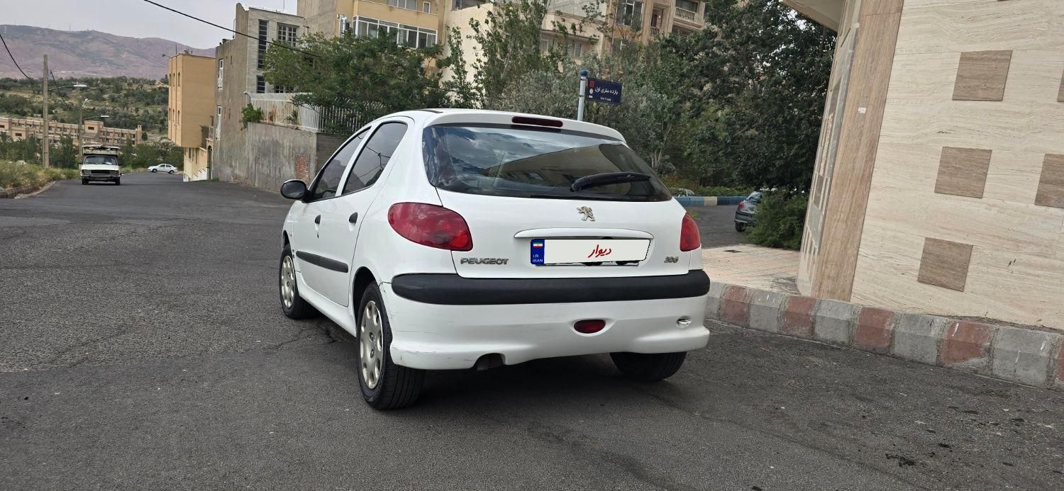 پژو 206 تیپ 5 - 1392