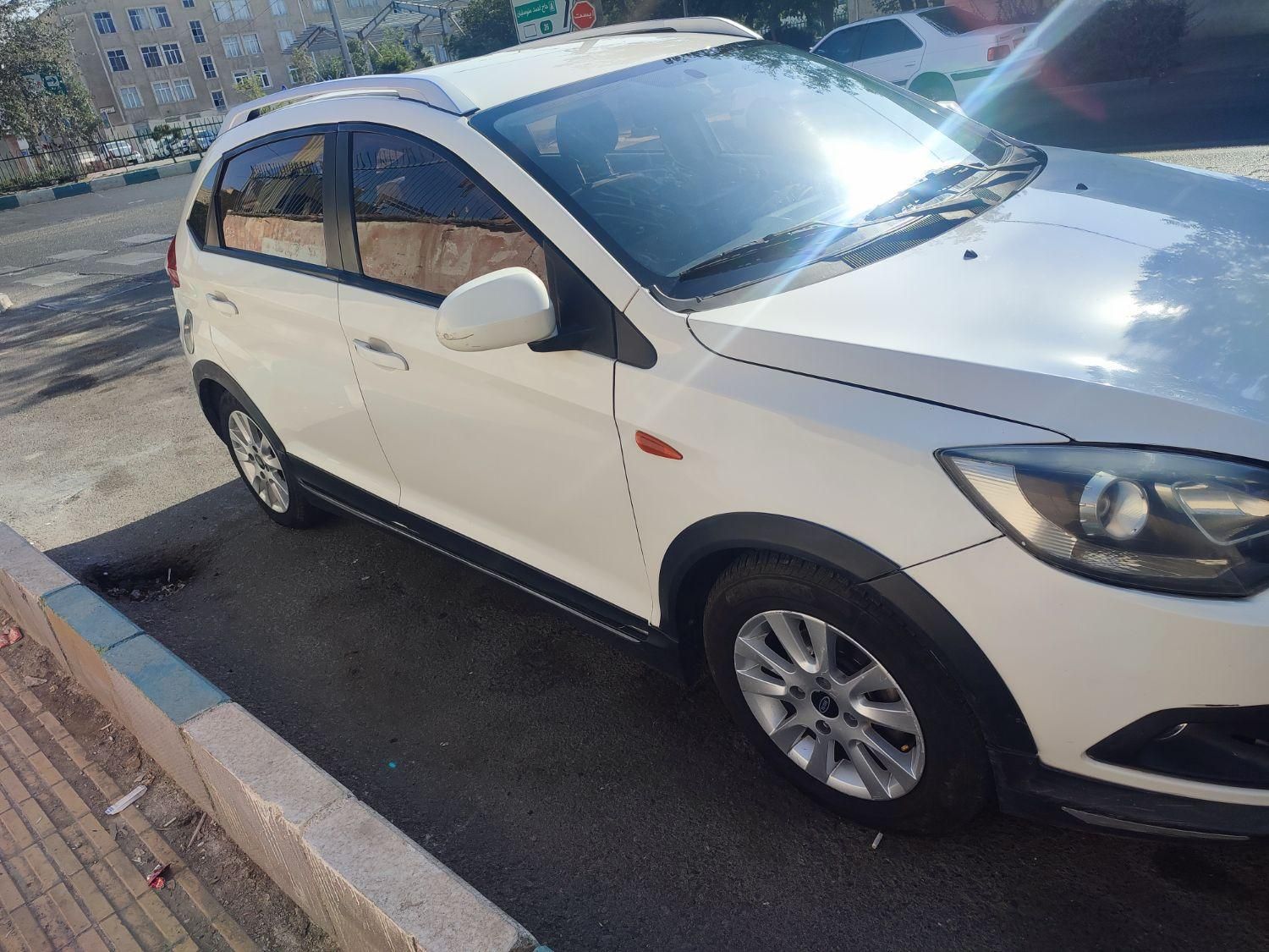 ام وی ام 315 هاچ بک اسپرت لاکچری - 1396