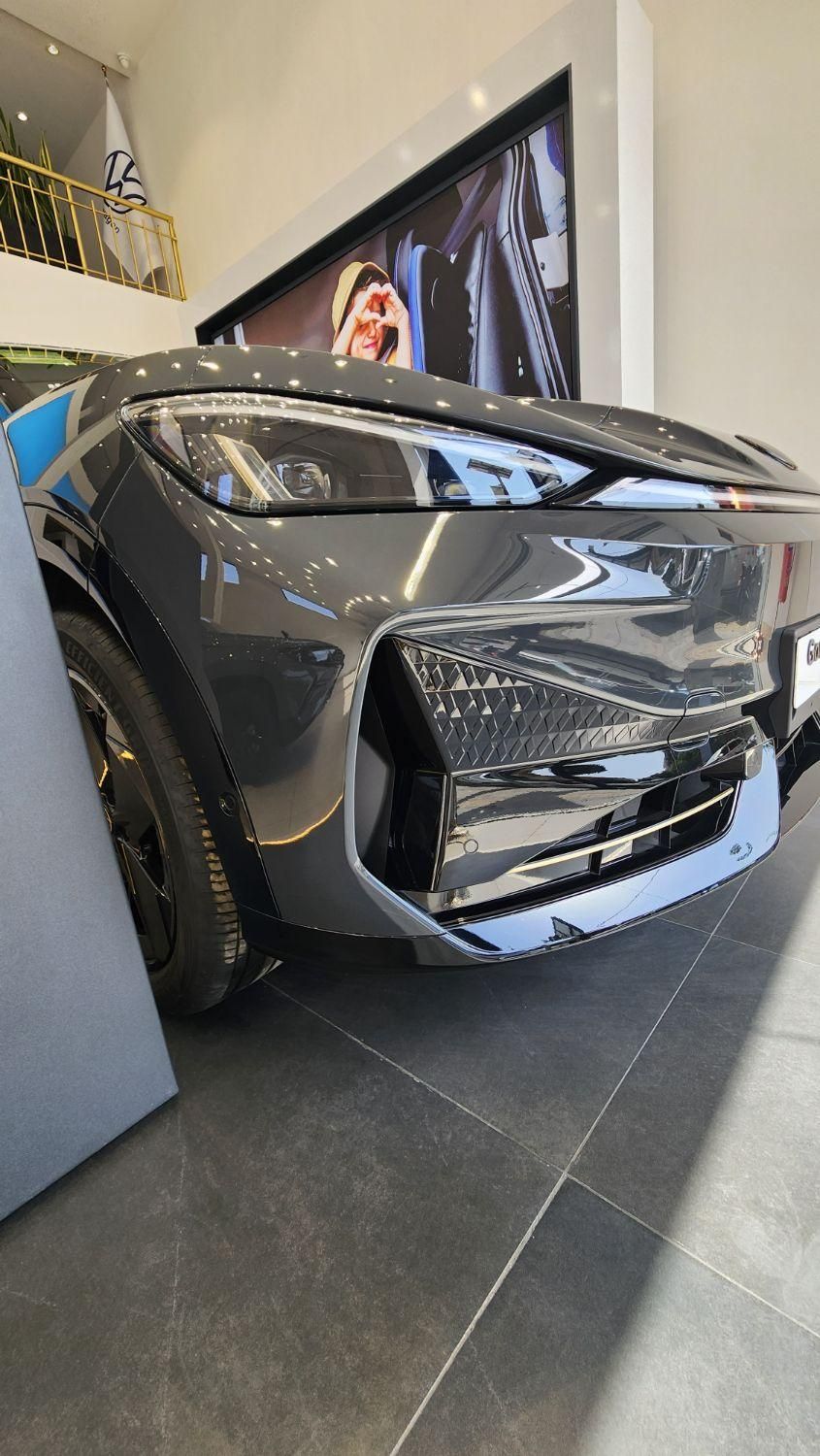فولکس گلف GTI - 2024