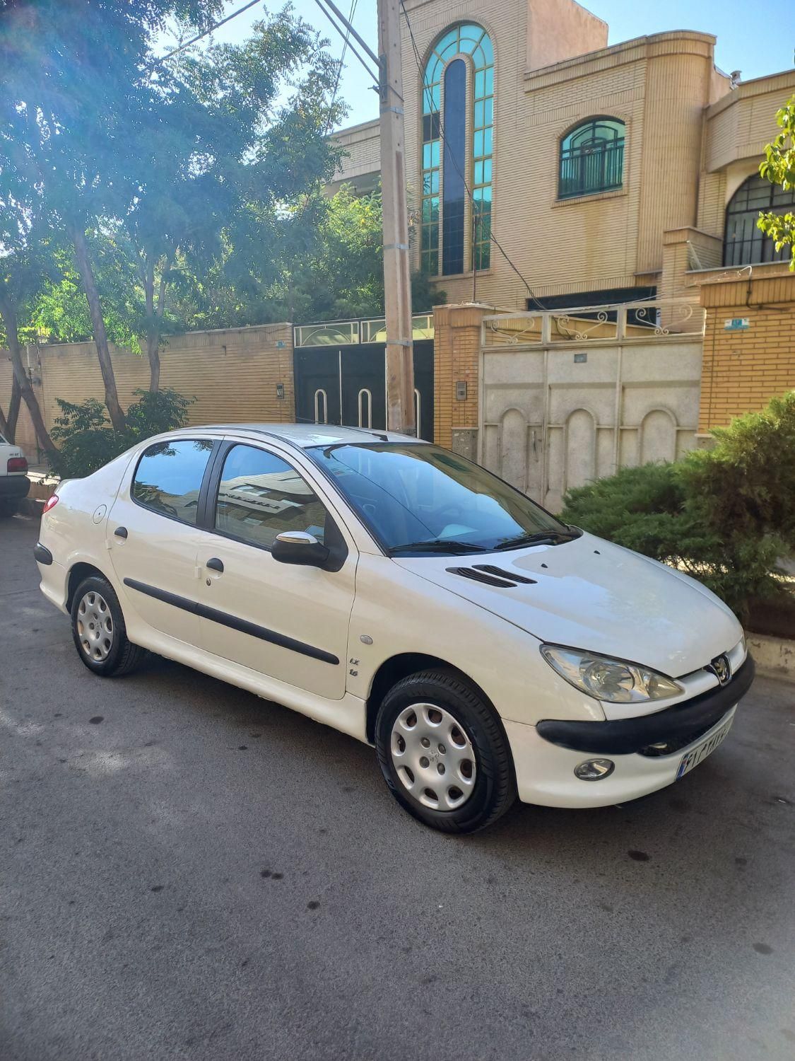 پژو ۲۰۶ صندوق دار v8 - 1388