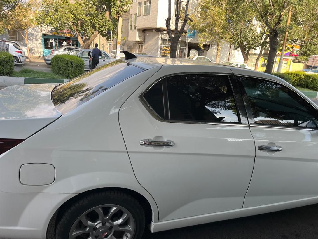 دنا پلاس توربو اتوماتیک - 1402