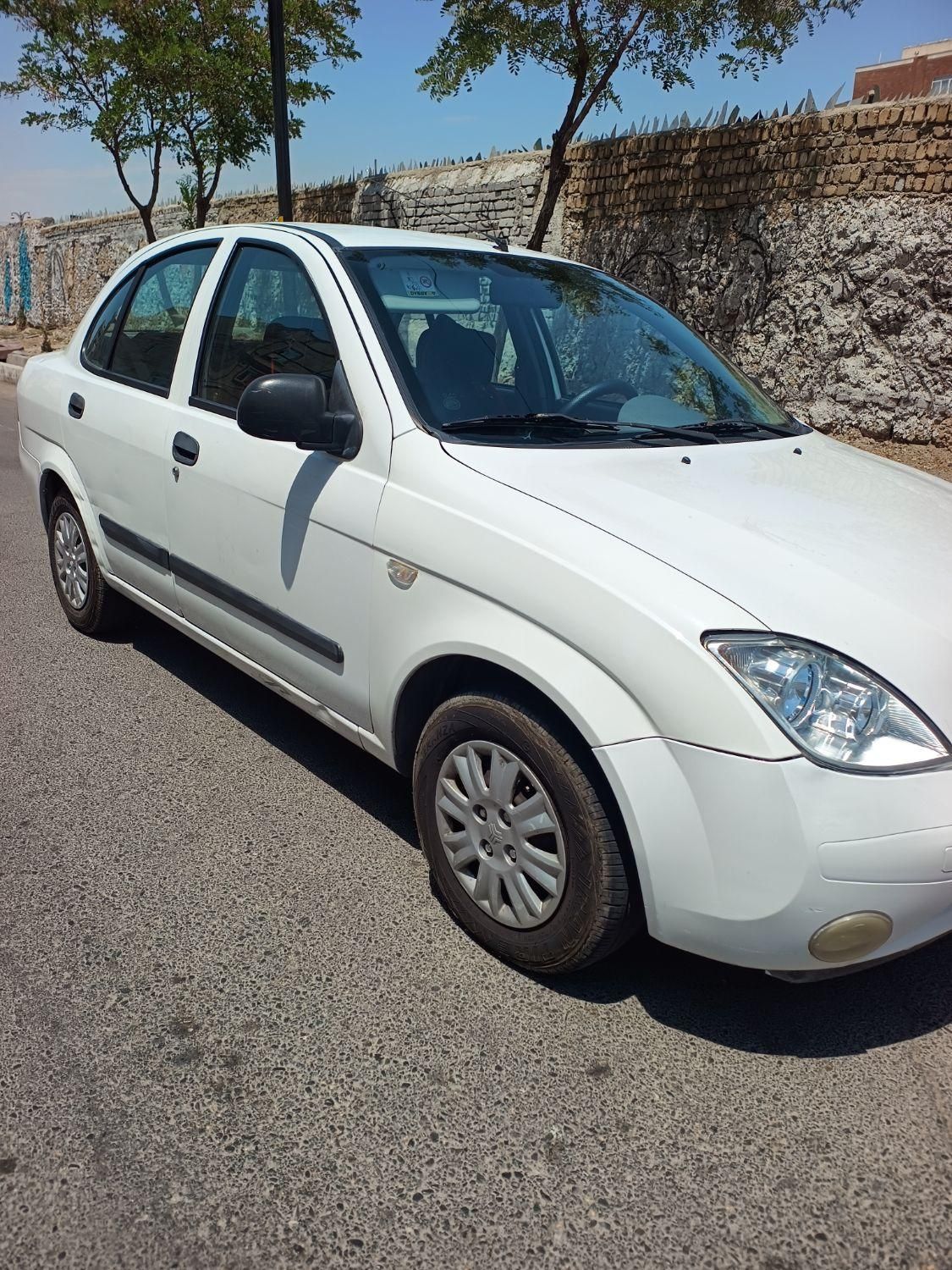تیبا صندوق دار SX - 1393