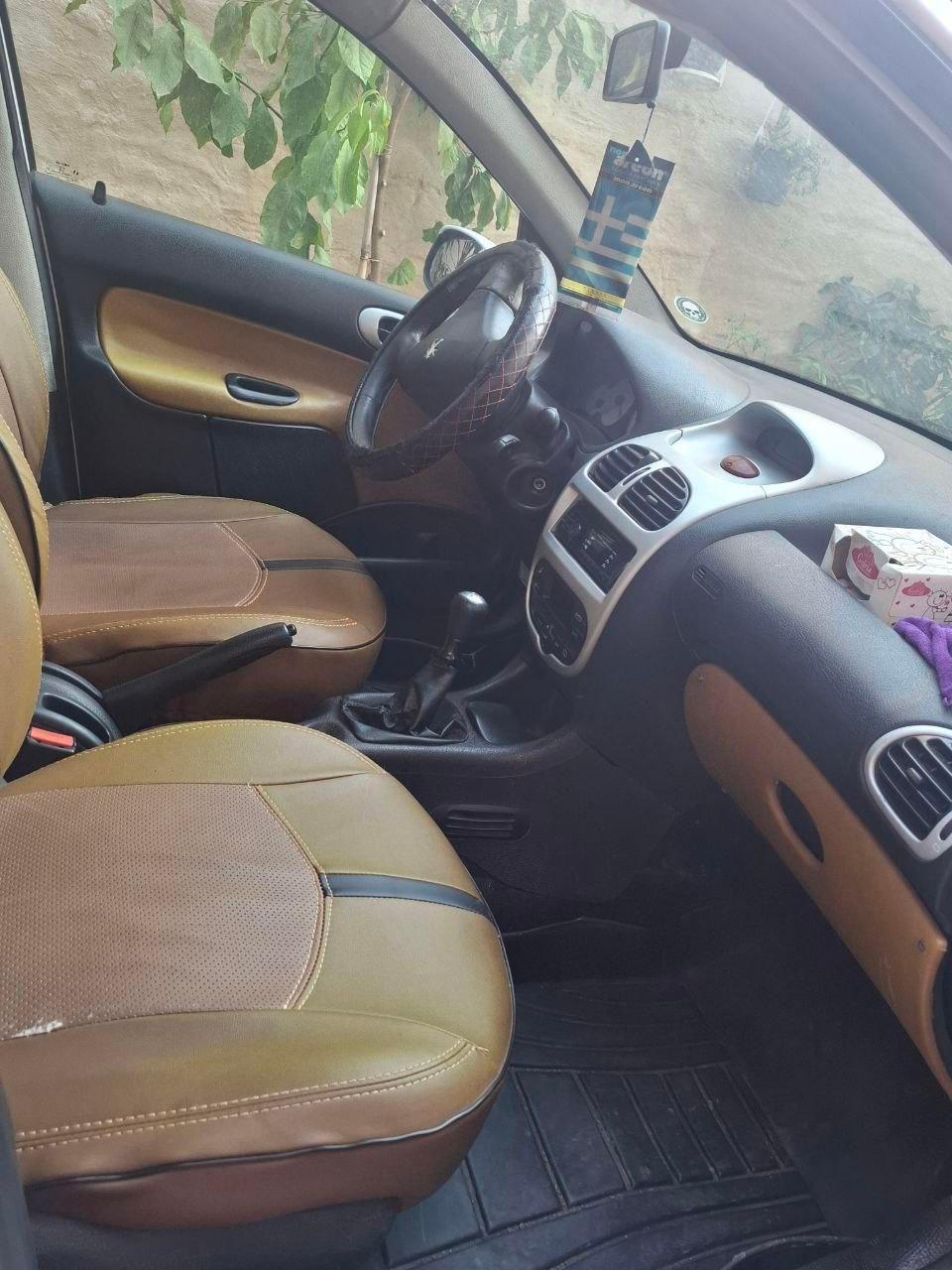 پژو ۲۰۶ صندوق دار v8 - 1388