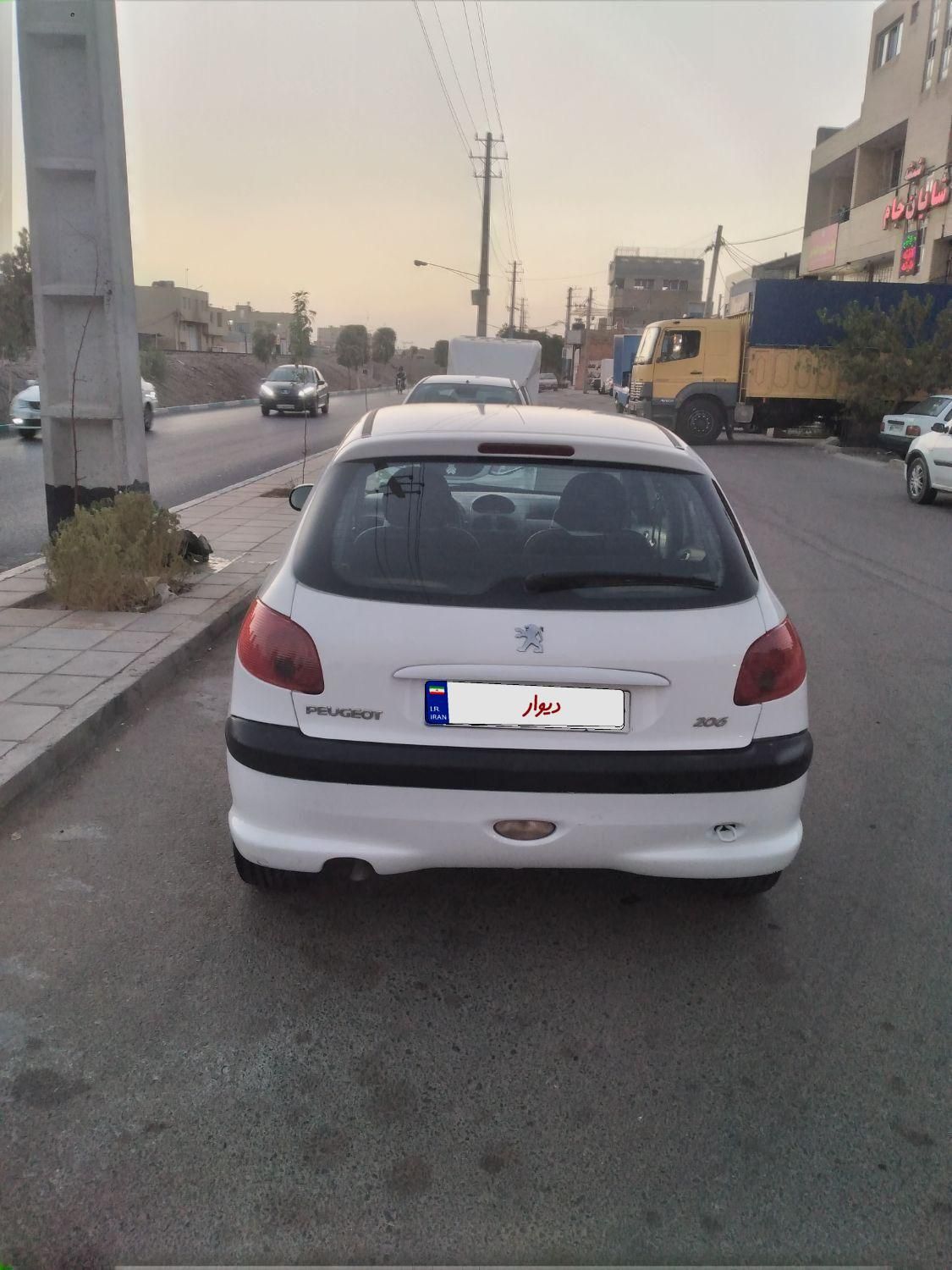 پژو 206 تیپ 2 - 1390