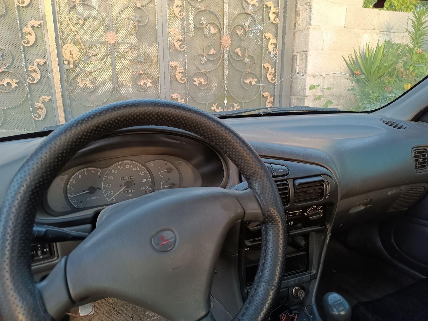 میتسوبیشی لنسر 1.6 لیتر دنده ای - 1993
