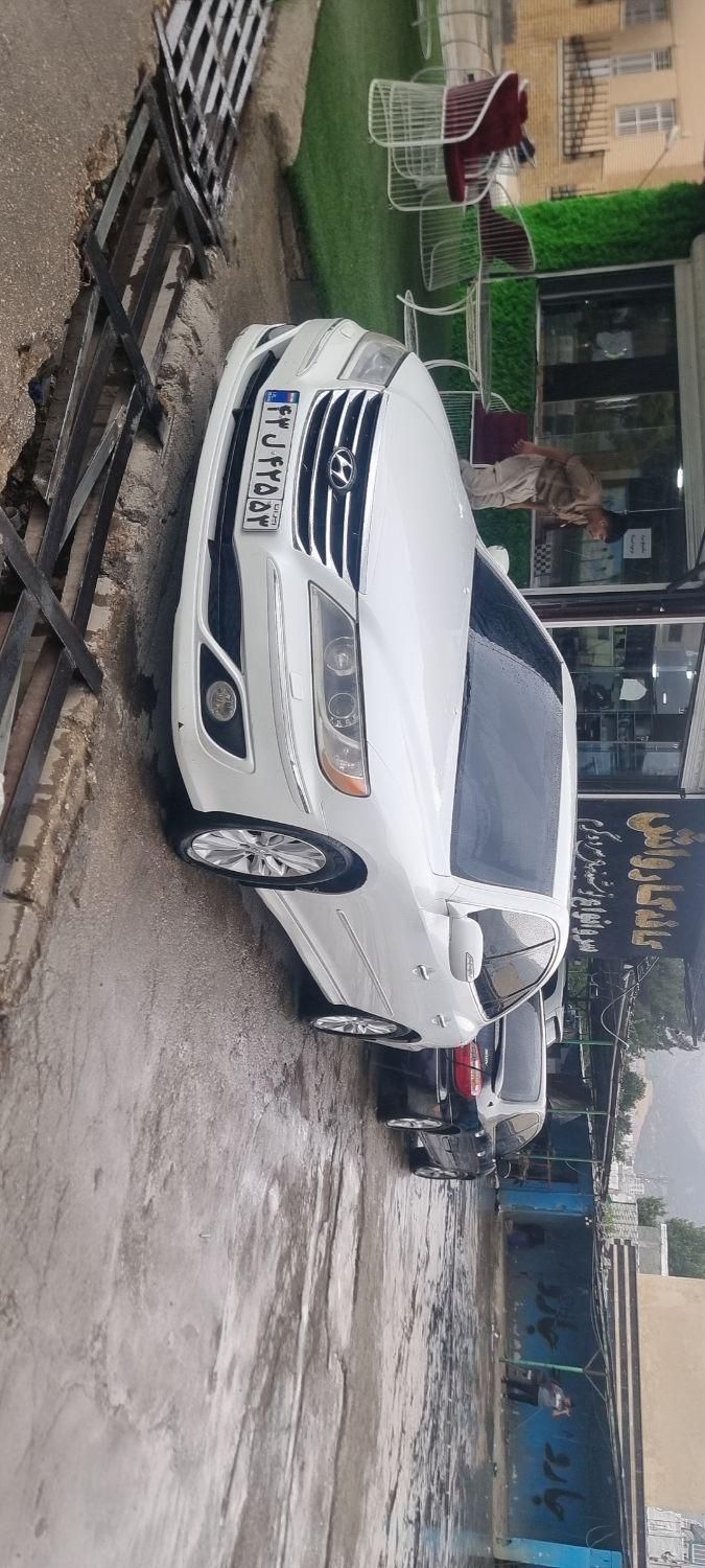 هیوندای آزرا (گرنجور) 3300cc - 2011