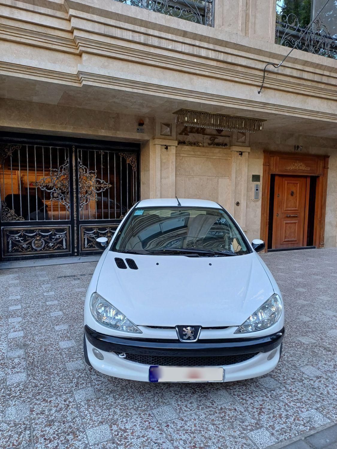 پژو ۲۰۶ صندوق دار v19 - 1389