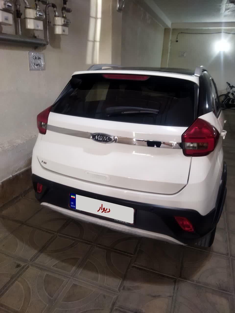 ام وی ام X22 دنده‌ای لاکچری - 1396