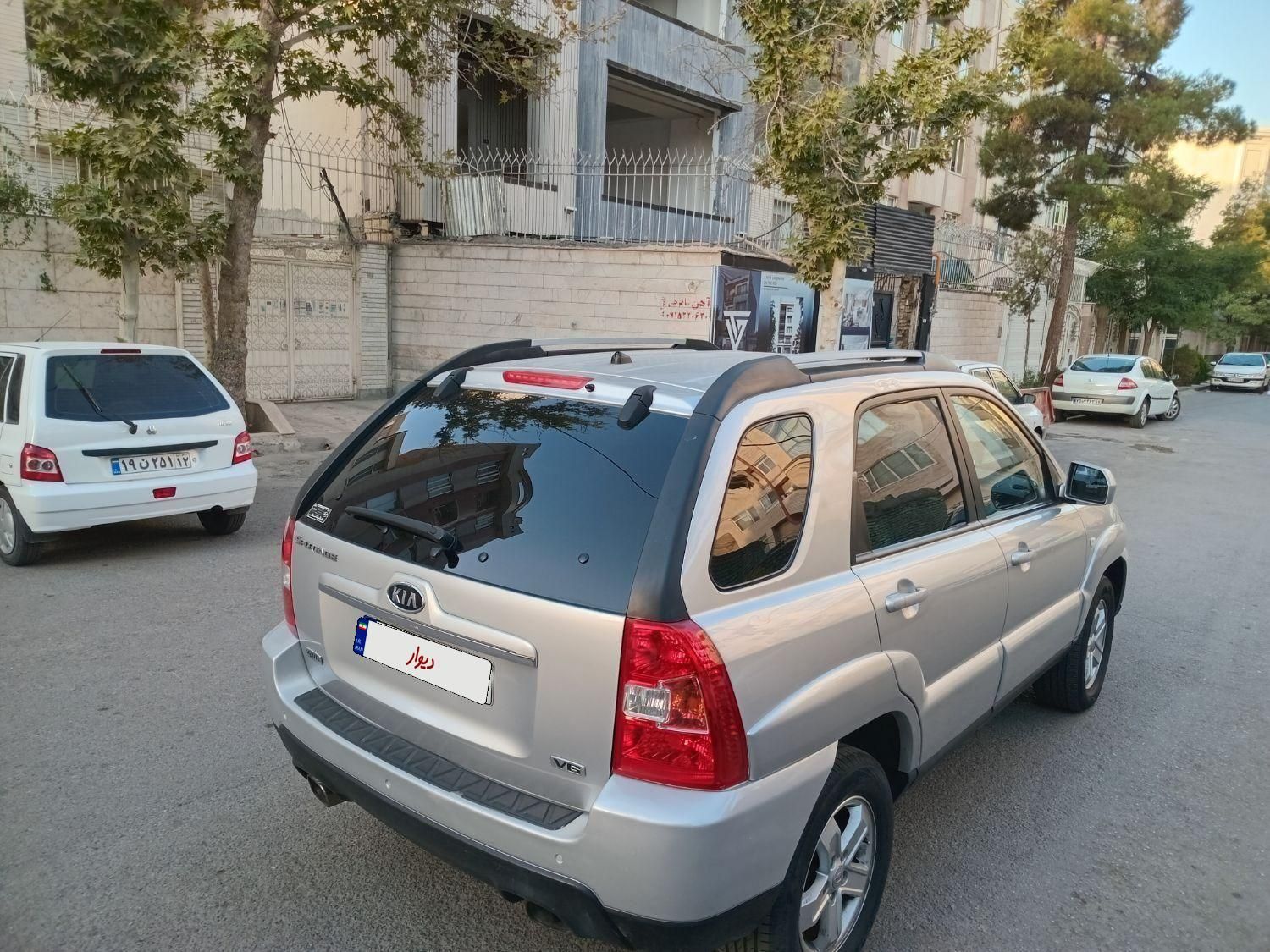 کیا اسپورتیج 6 سیلندر 2700cc - 2010