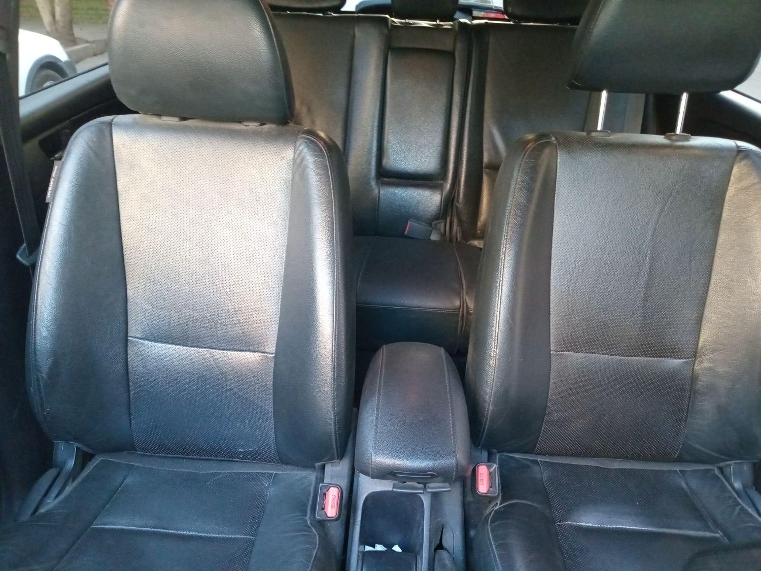 کیا اسپورتیج 6 سیلندر 2700cc - 2010