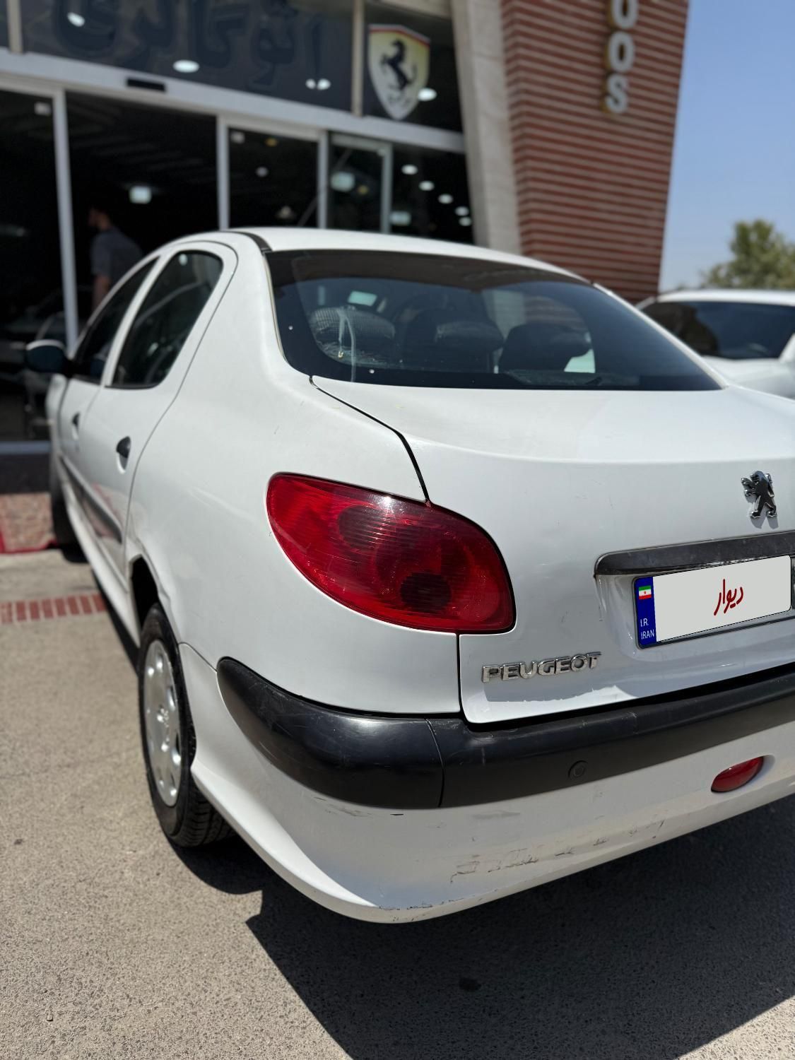 پژو ۲۰۶ صندوق دار v8 - 1397