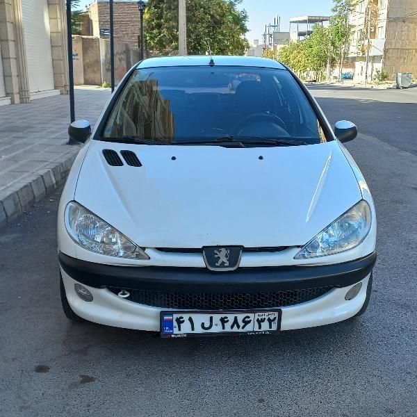 پژو ۲۰۶ صندوق دار v8 - 1394