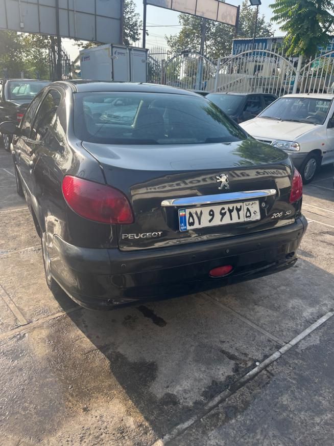 پژو ۲۰۶ صندوق دار v8 - 1392