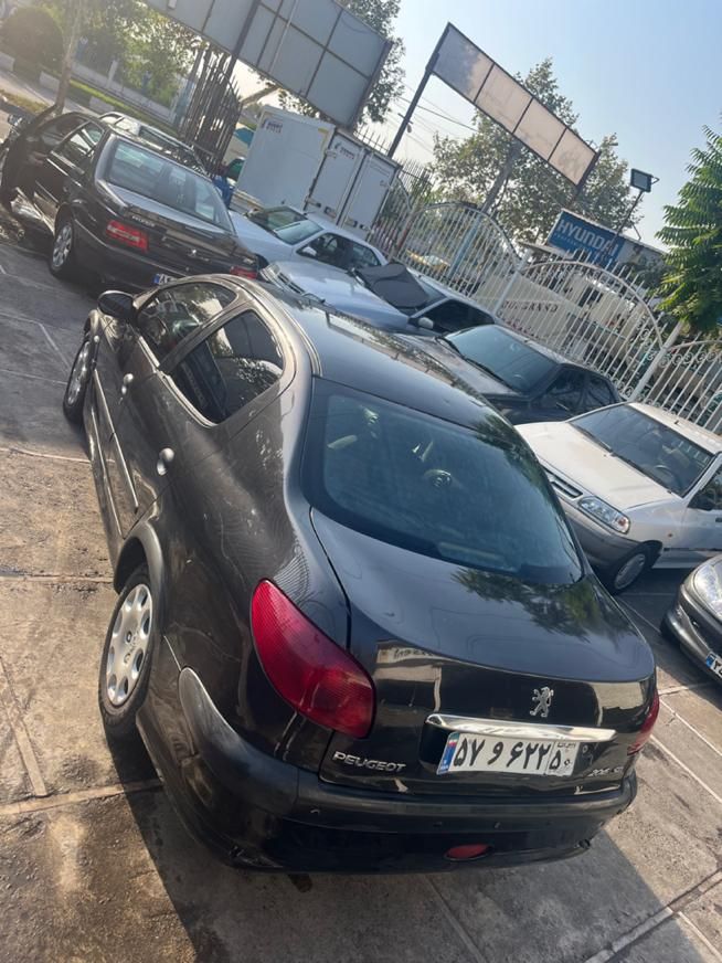پژو ۲۰۶ صندوق دار v8 - 1392