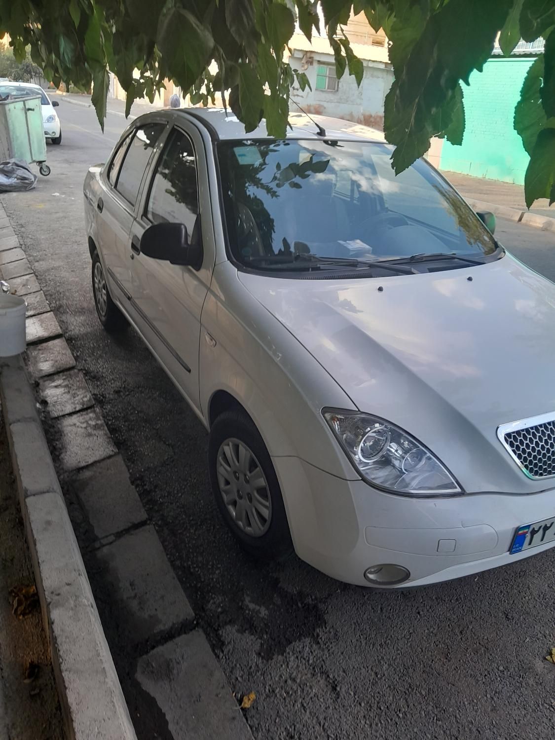 تیبا صندوق دار EX - 1395