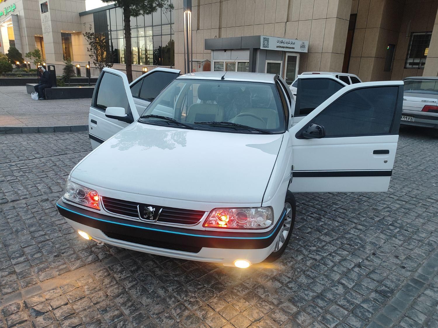 پژو 405 SLX بنزینی TU5 - 1395
