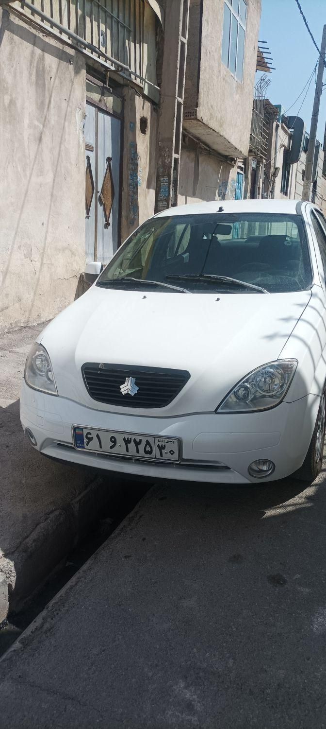 تیبا صندوق دار SX - 1400