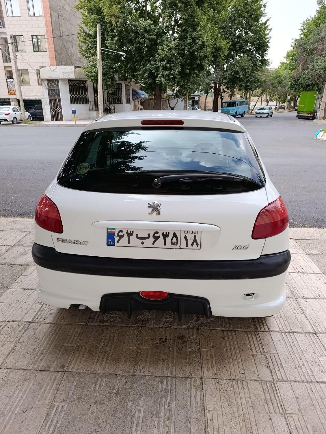 پژو 206 تیپ 2 - 1390