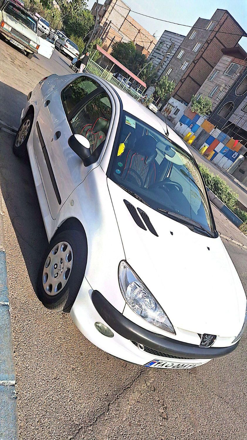 پژو ۲۰۶ صندوق دار v8 - 1390
