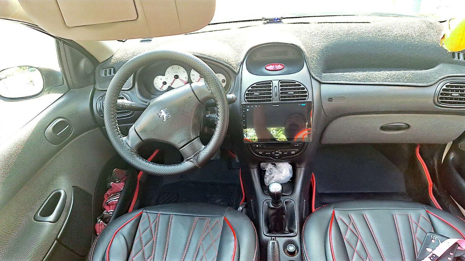 پژو ۲۰۶ صندوق دار v8 - 1390