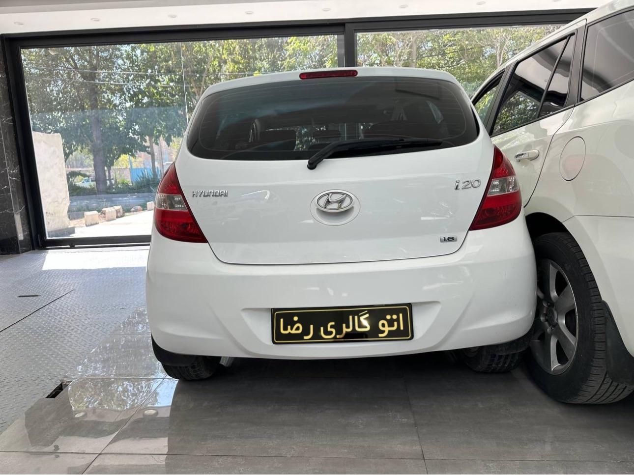 هیوندای i20 فول وارداتی - 2011