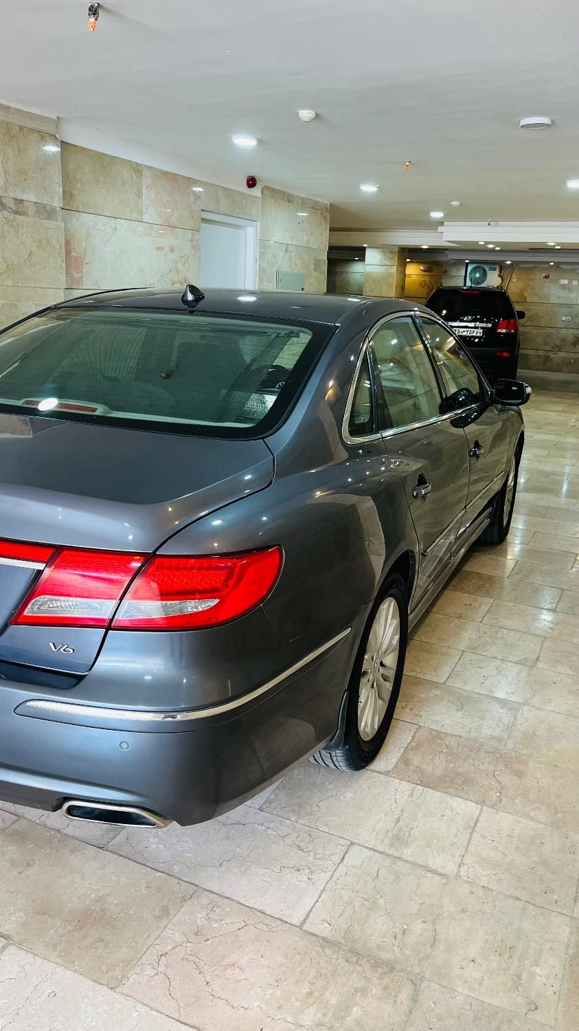 هیوندای آزرا (گرنجور) 3300cc - 2011