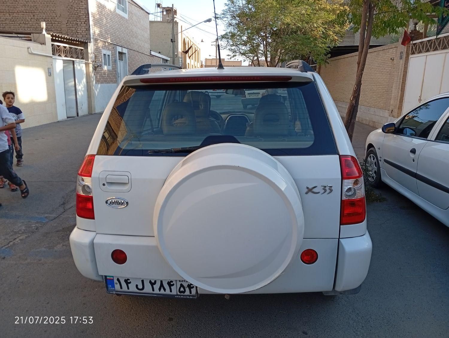 ام وی ام X33 دنده‌ای ساده - 1393
