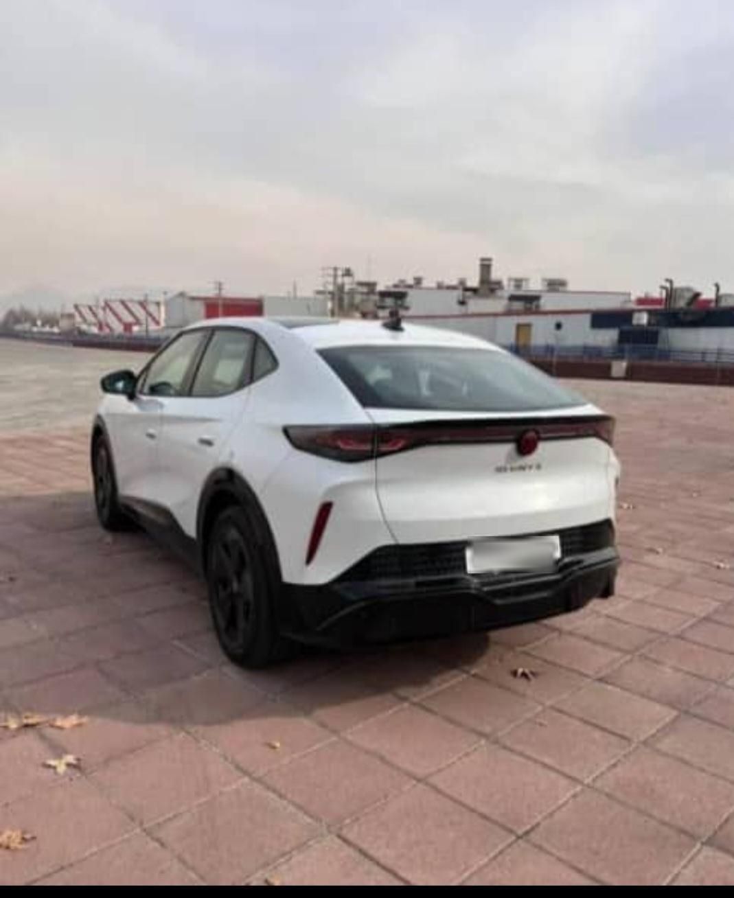 فولکس گلف GTI - 2025
