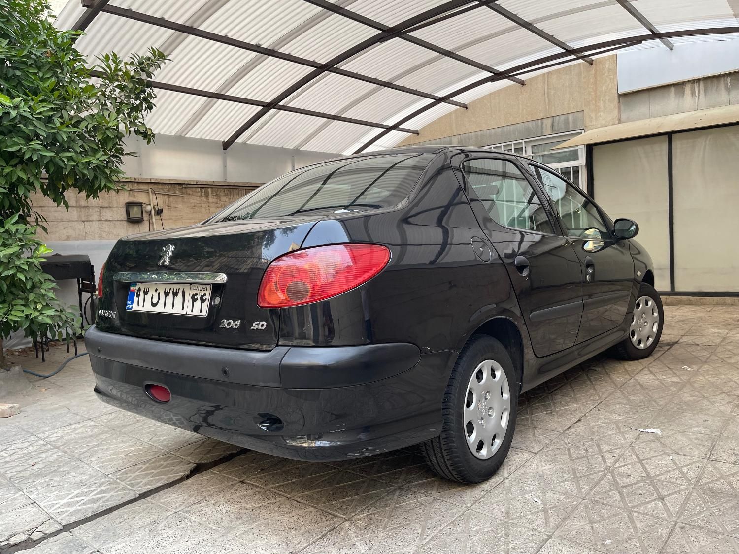 پژو ۲۰۶ صندوق دار v8 - 1394
